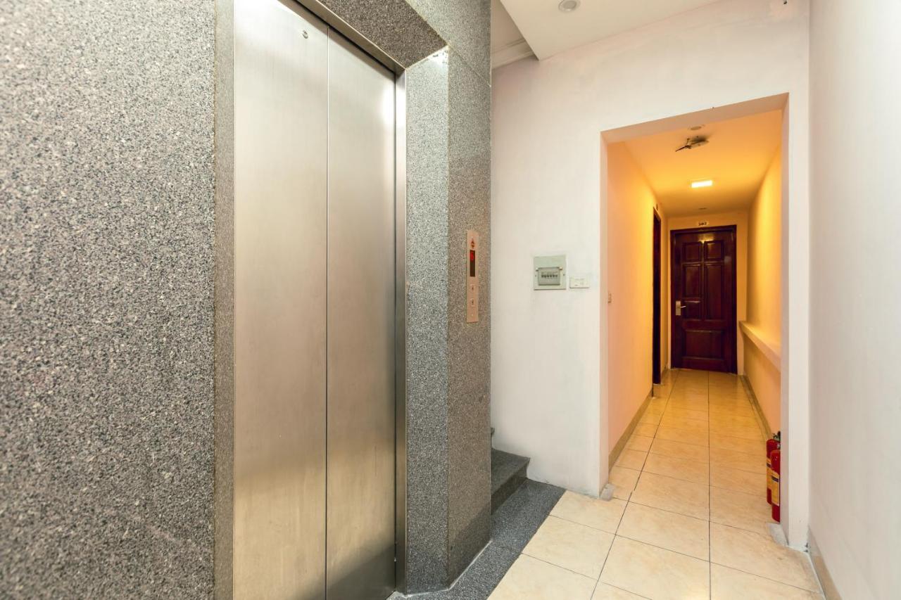 Oyo 653 Huong Thao Hotel Hanoi Exterior photo